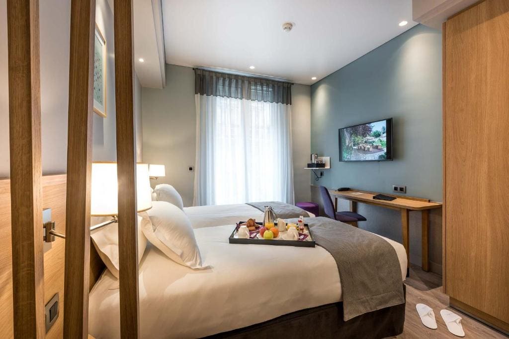 Twin Room with Garden View room - Image 1