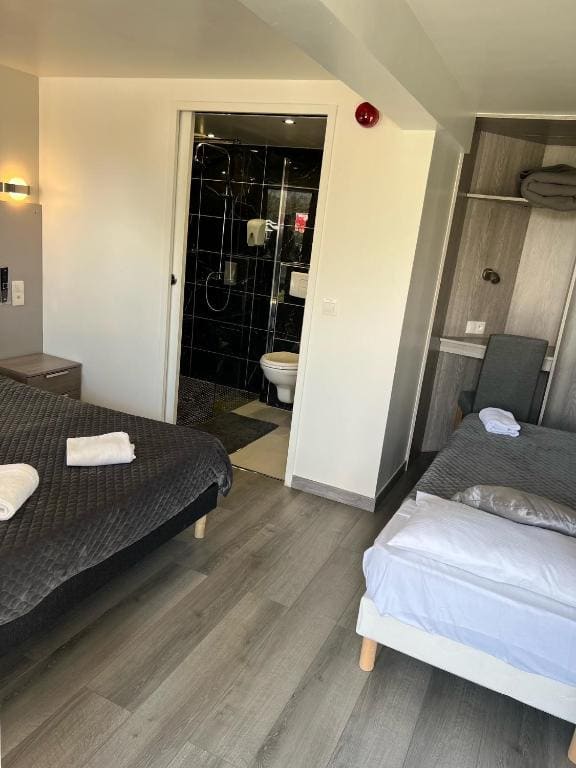 Superior Double Room room - Image 2