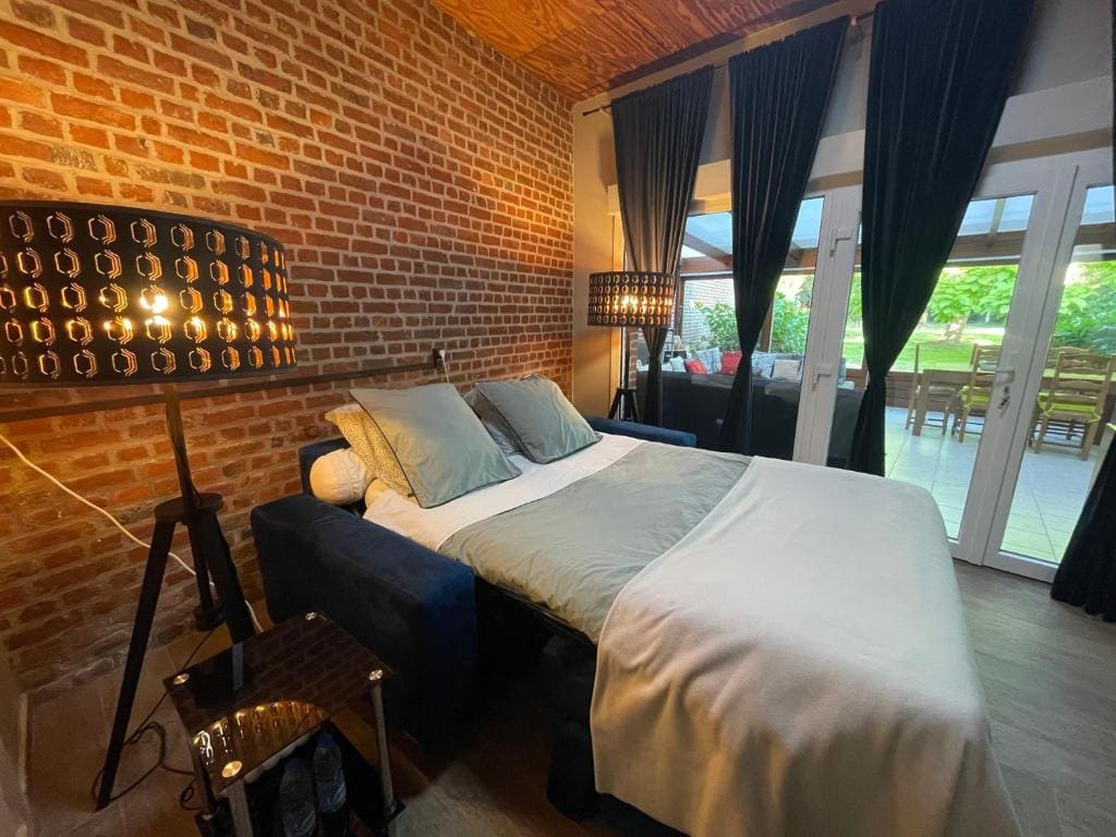 Double Room with Private Bathroom room - Image 1