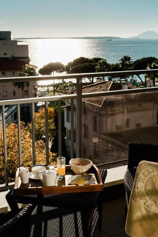 Deluxe Room with Sea View room - Image 2