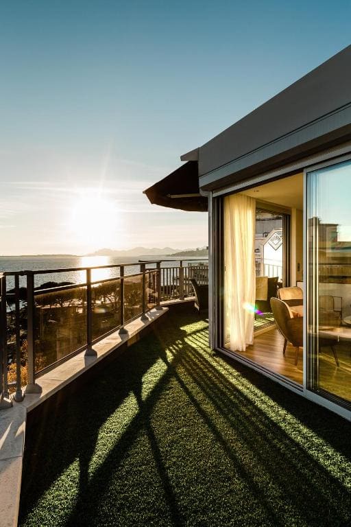 Suite with Sea View room - Image 1
