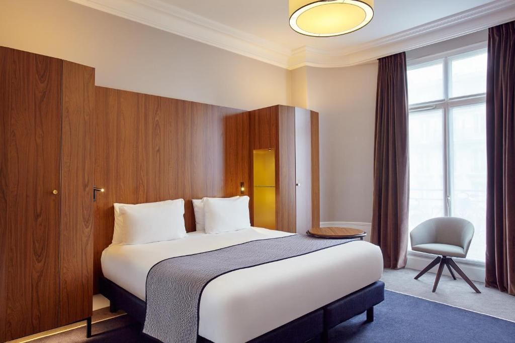 Premium King Room with Minifridge room - Image 1