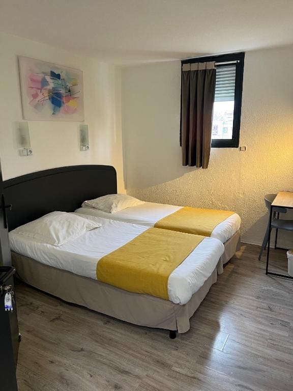 Twin Room room - Image 1