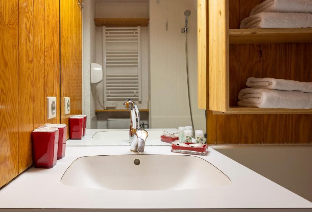Standard Double Room room - Image 3