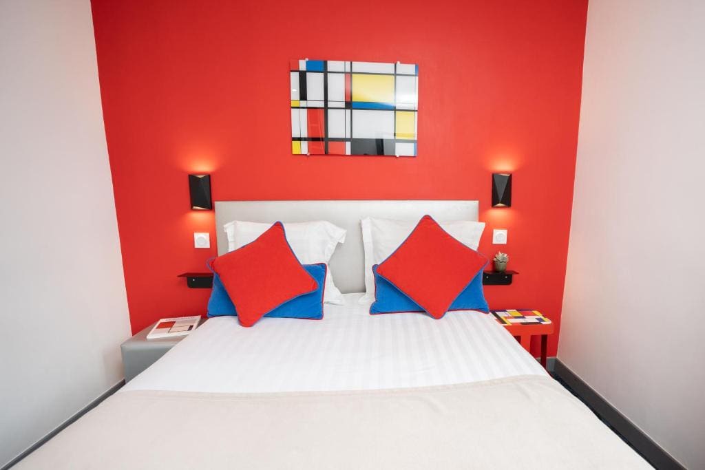 Family Room room - Image 3