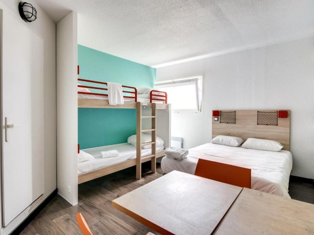 Cabrio Double Room with Bathroom room - Image 1