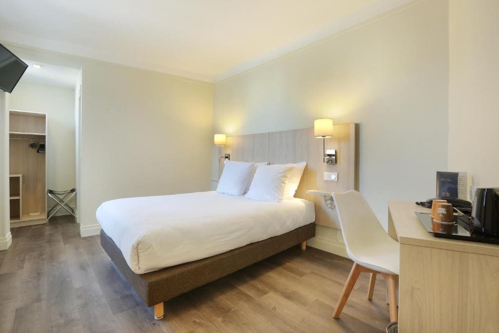 Superior Double Room room - Image 2