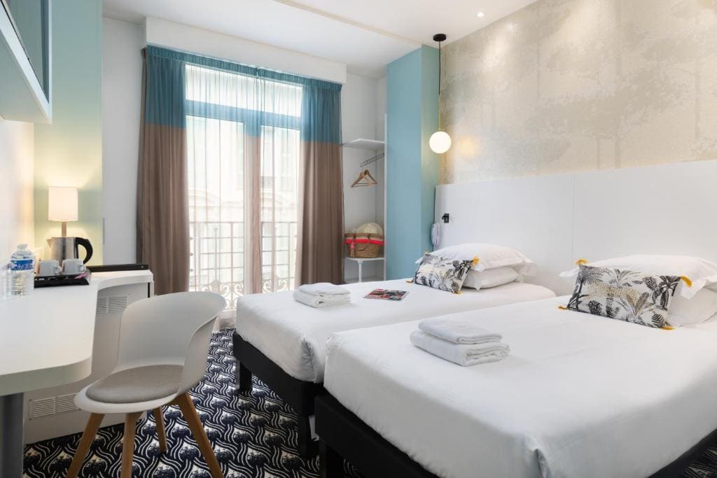 Superior Double Room room - Image 3