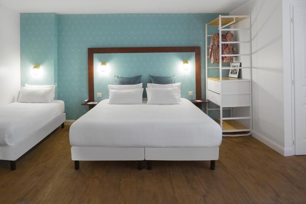 Room room - Image 2