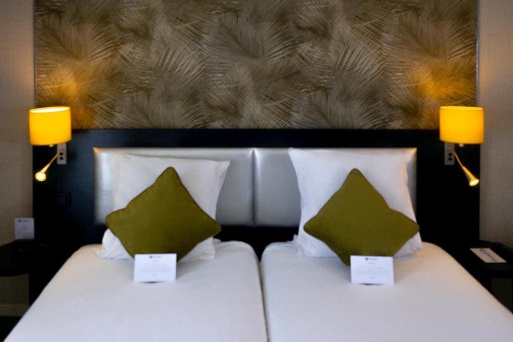 Standard Twin Room room - Image 3