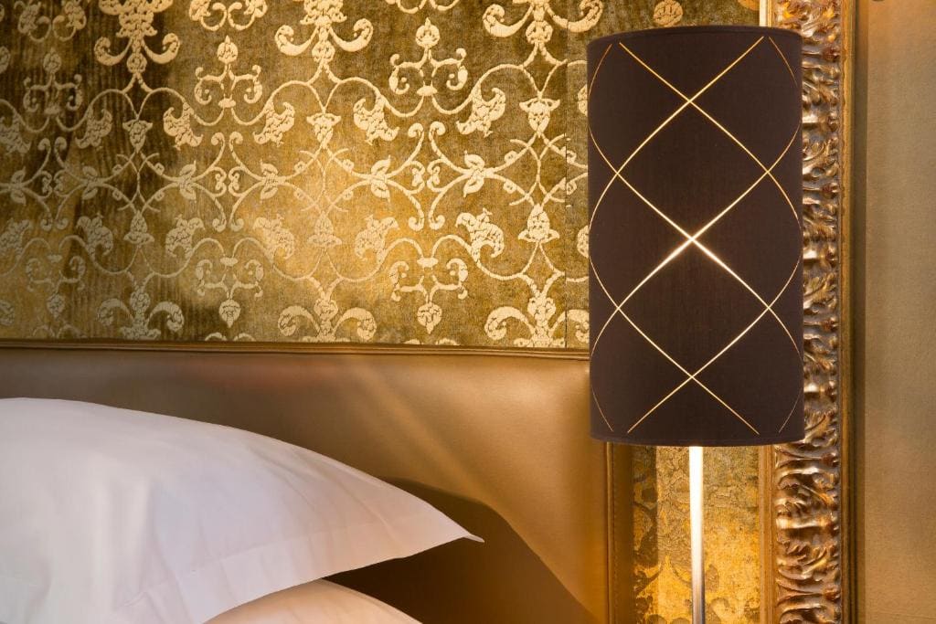 Deluxe Room room - Image 2