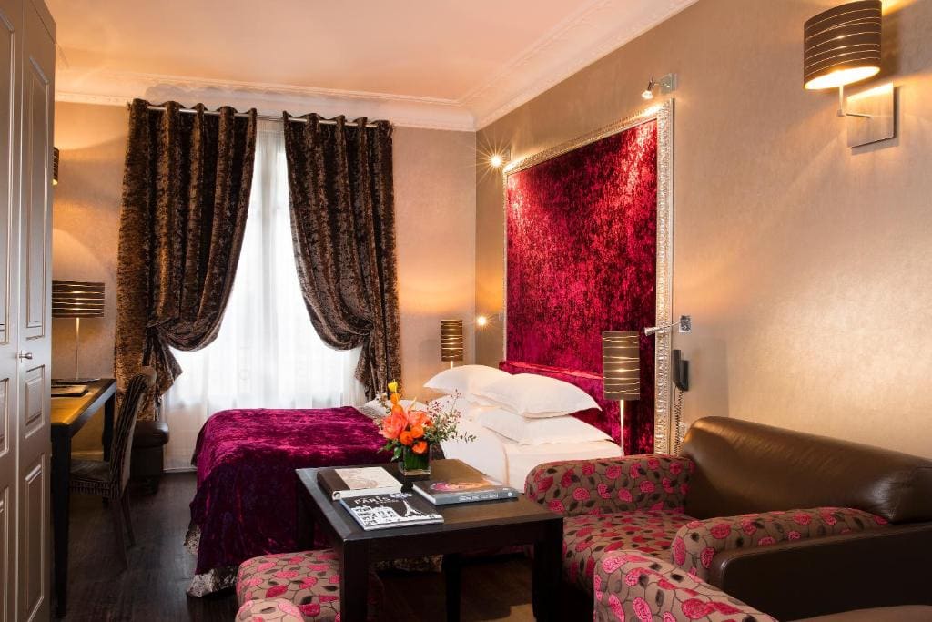 Deluxe Room room - Image 1