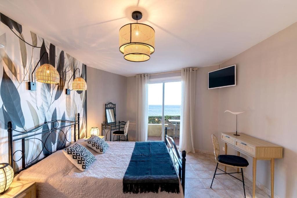 Family Suite Terrace with Sea View room - Image 3