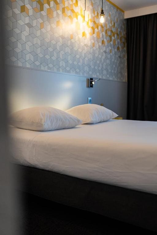 Standard Double Room room - Image 2