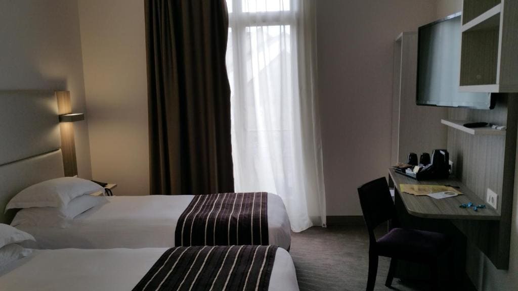Premium Twin Room room - Image 1