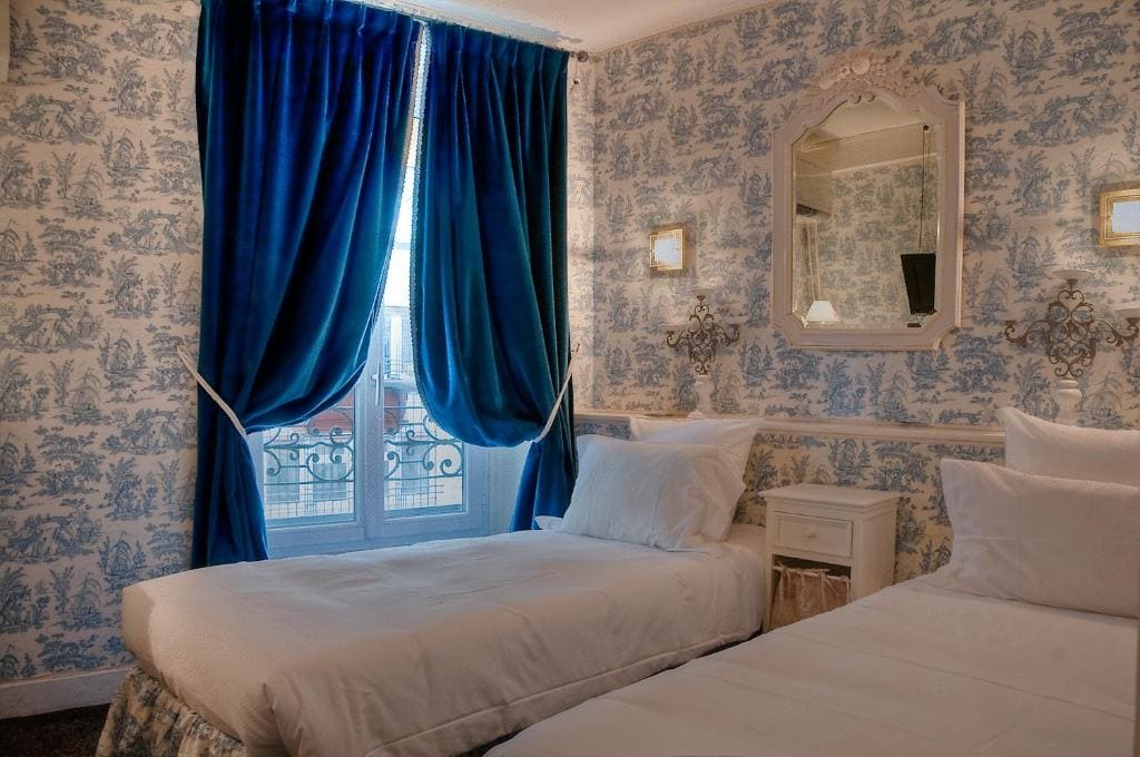 Superior Double or Twin Room room - Image 1