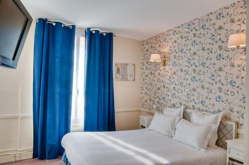 Superior Double or Twin Room room - Image 3