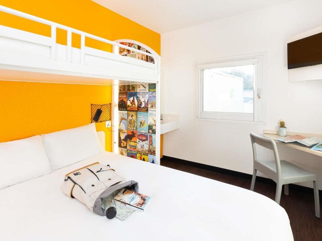 Renovated TRIO Room room - Image 2