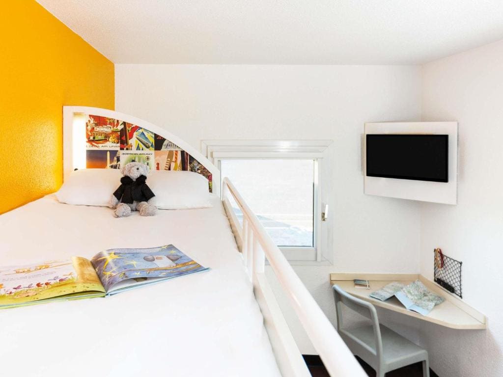 Renovated TRIO Room room - Image 1