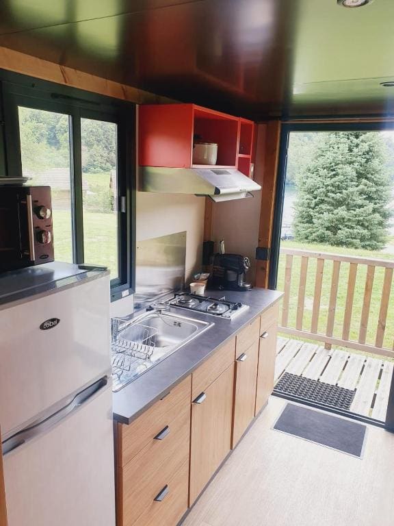 Caravan room - Image 2