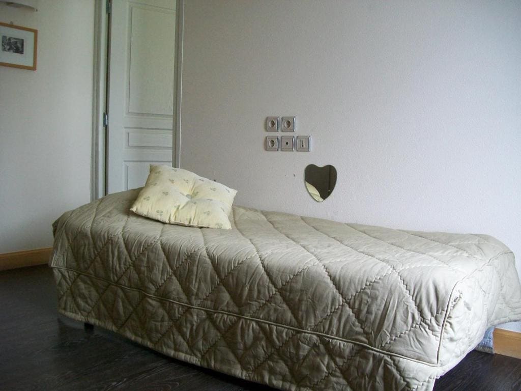 Family Room room - Image 3