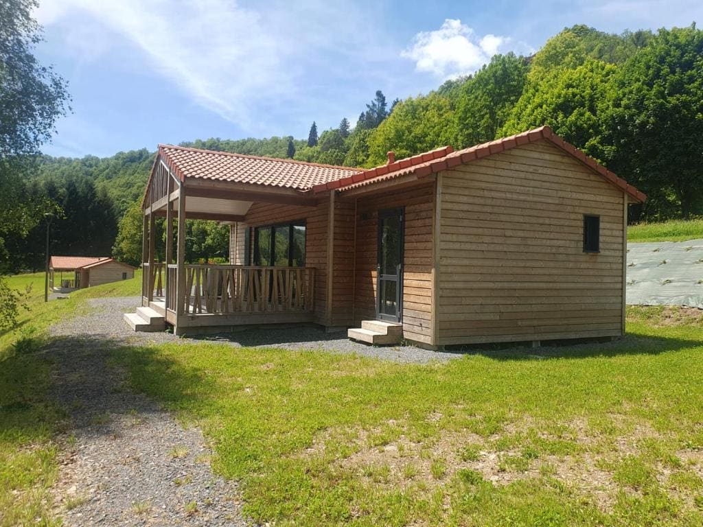 Three-Bedroom Chalet room - Image 2