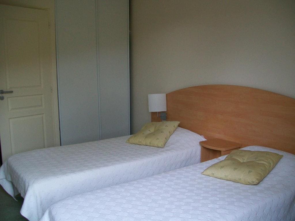 Twin Room with Mountain Views room - Image 1