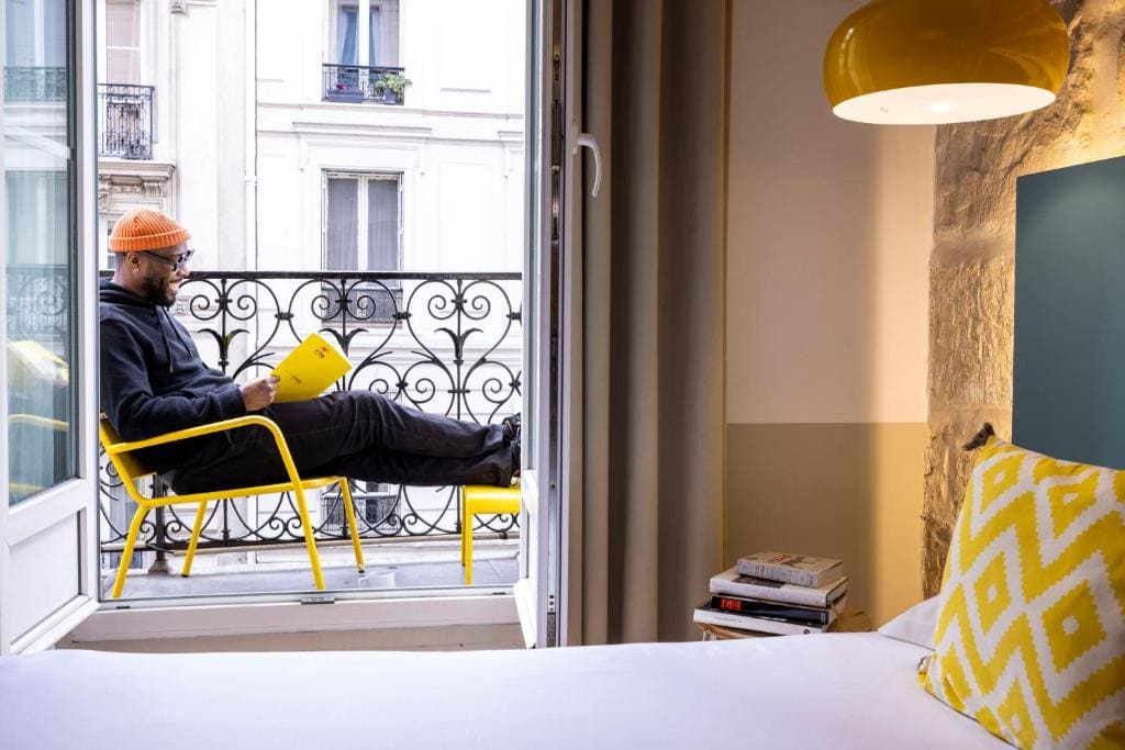 Superior Double Room with Balcony room - Image 2