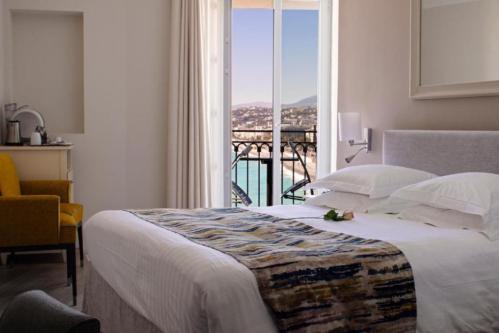 Tradition Double Room with Sea View room - Image 3