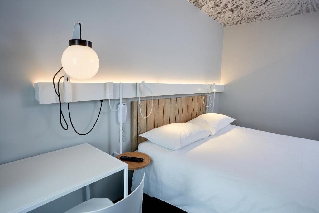Standard Double Room room - Image 2