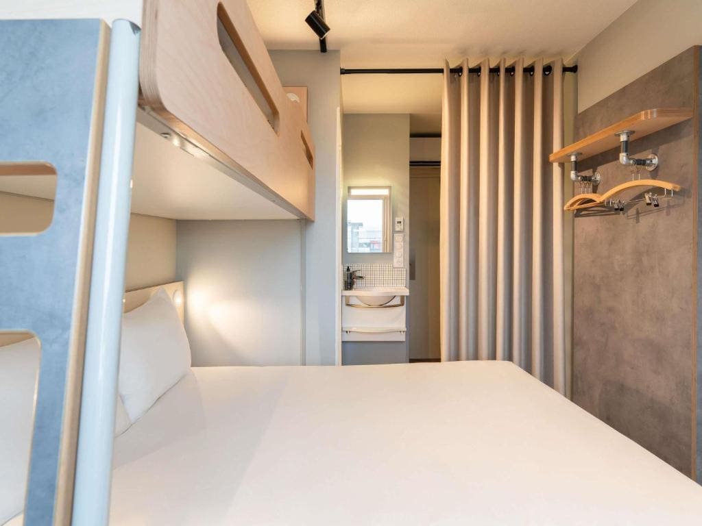 Room with One Queen Bed and One Bunk Bed room - Image 2