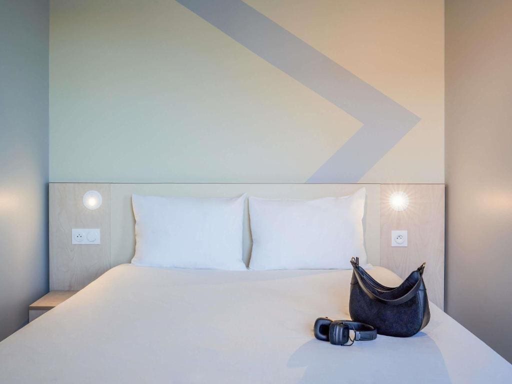 Standard Double Room room - Image 2