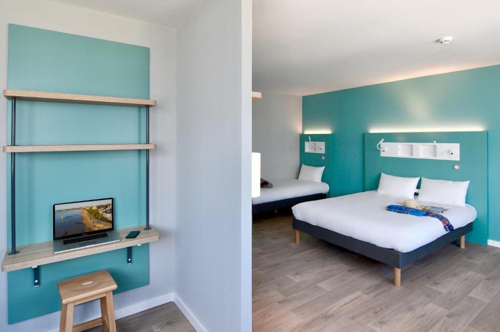 Quadruple Room room - Image 1