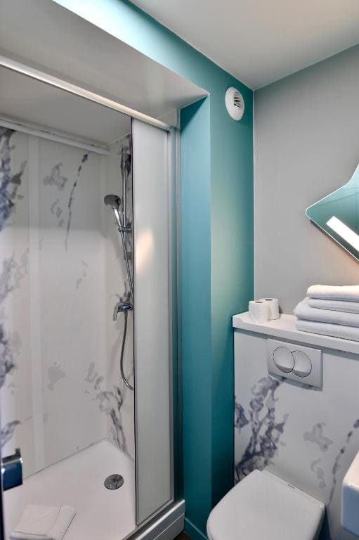 Standard Double Room room - Image 2