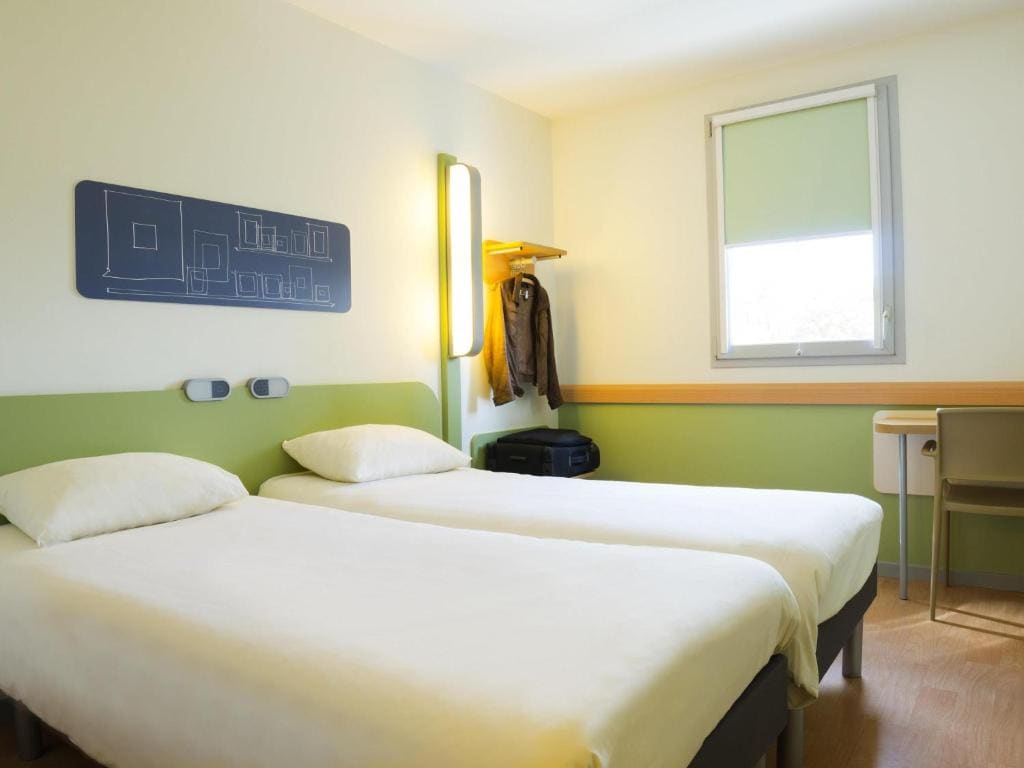 Twin Room room - Image 2