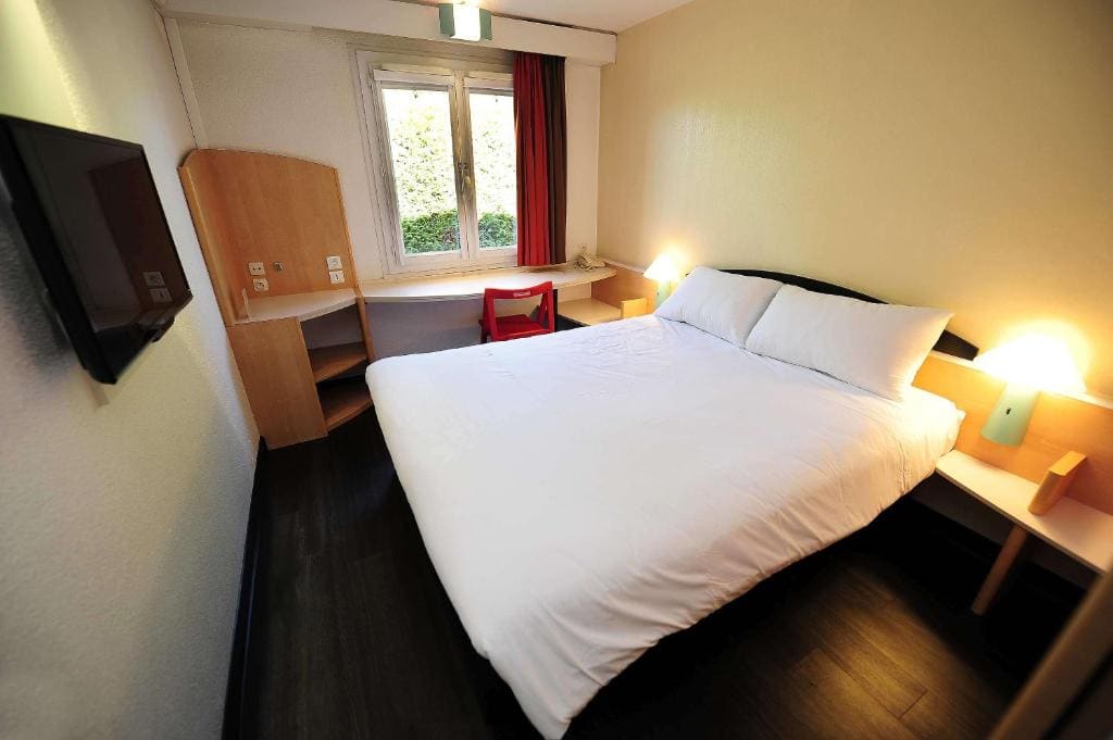 Standard Double Room room - Image 2
