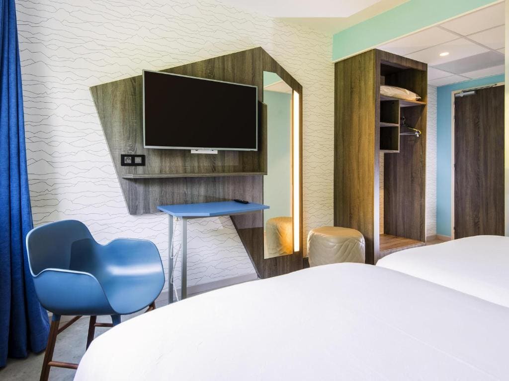 Standard Twin Room room - Image 2