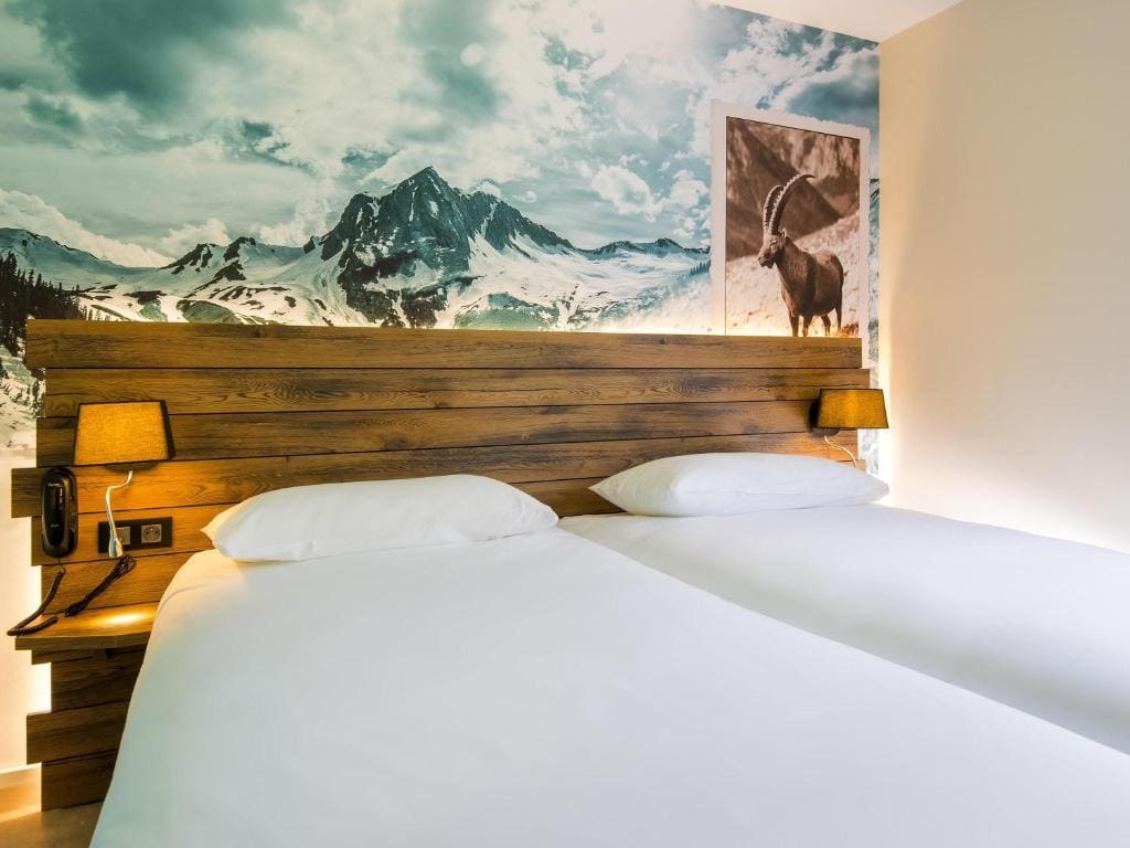 Standard Twin Room room - Image 1