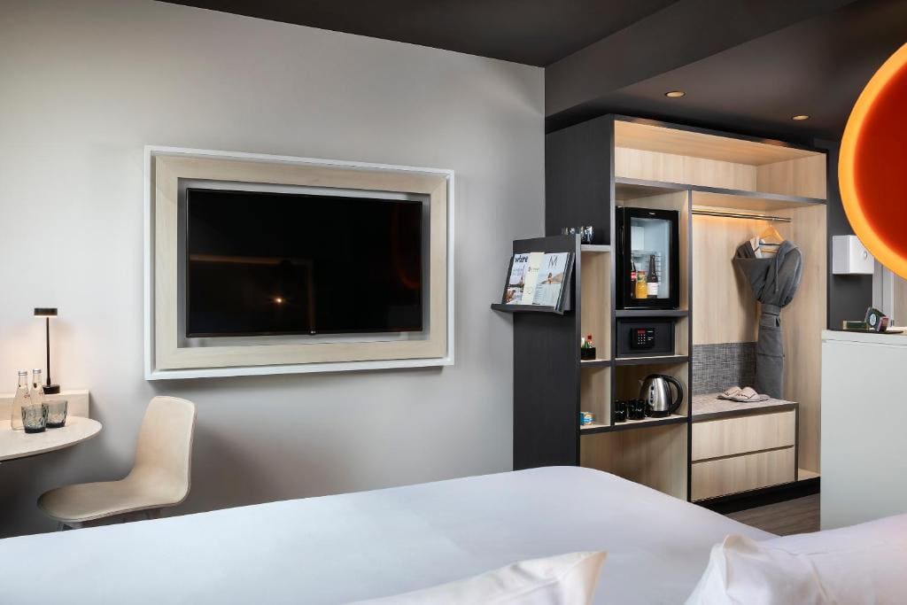 The INNSiDE Room - Skyline View room - Image 1