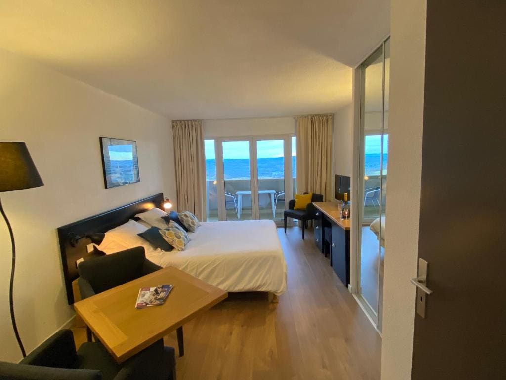 Double Room with Terrace room - Image 1