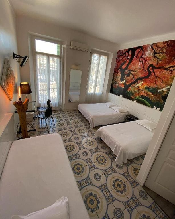 Family Room room - Image 1