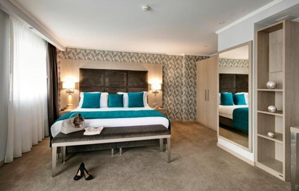 Deluxe Double Room with Balcony or Terrace room - Image 3