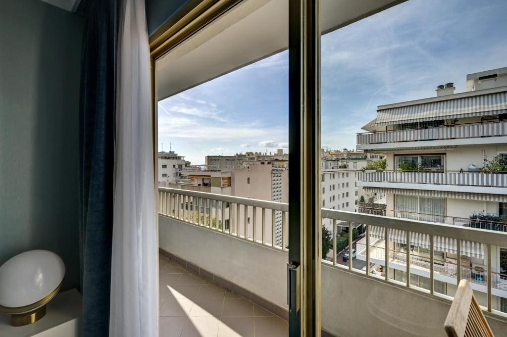Deluxe Suite room - Image 1
