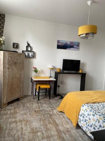 Three-Bedroom House room - Image 2