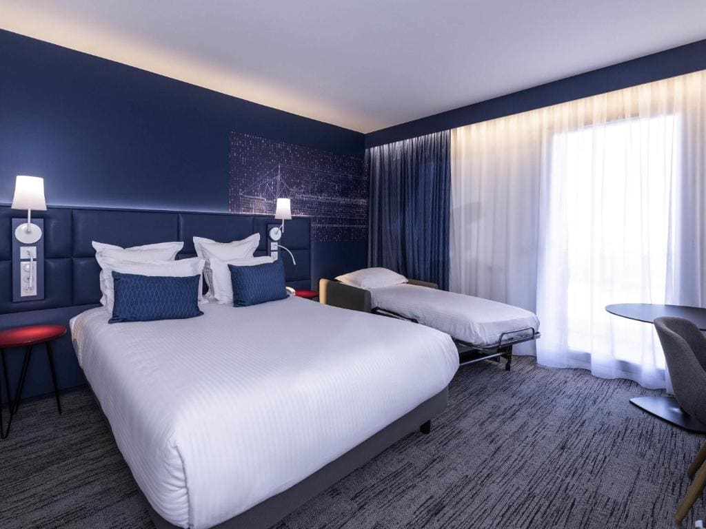 Triple Room with Terrace room - Image 1
