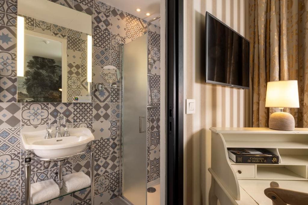 Classic Double Room room - Image 3