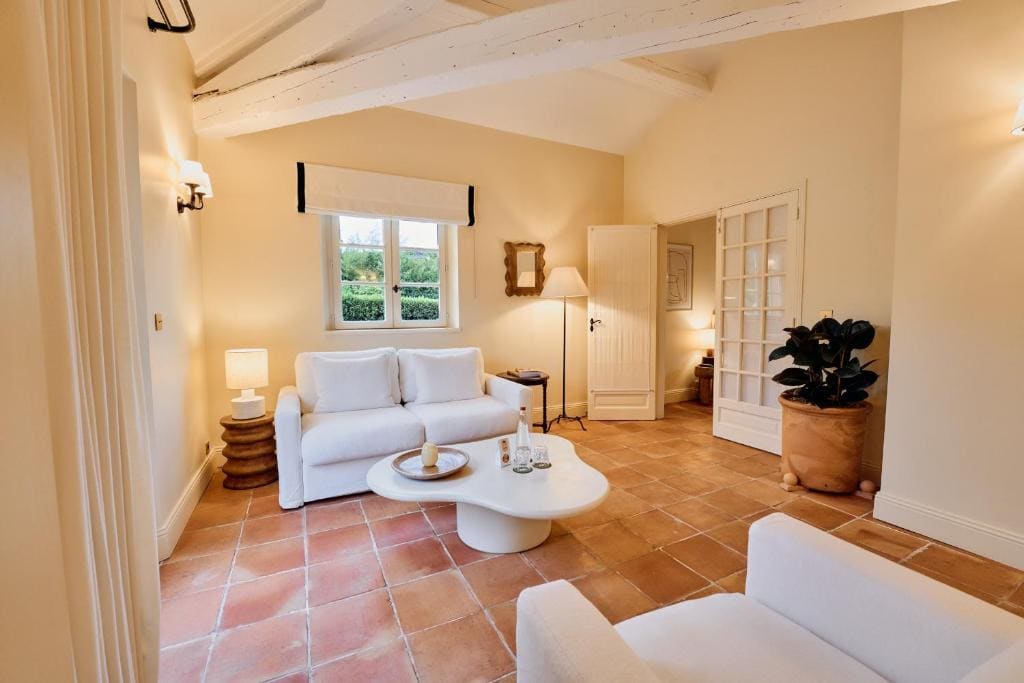 Suite room - Image 3