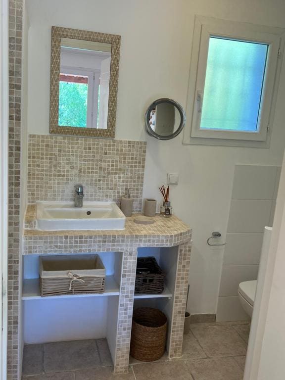 Double Room with Private Bathroom room - Image 3