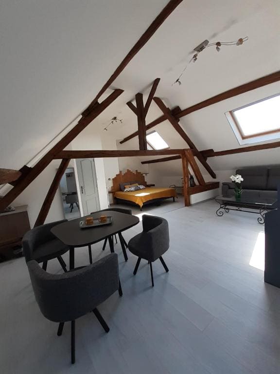 Double Room with Private Bathroom room - Image 2