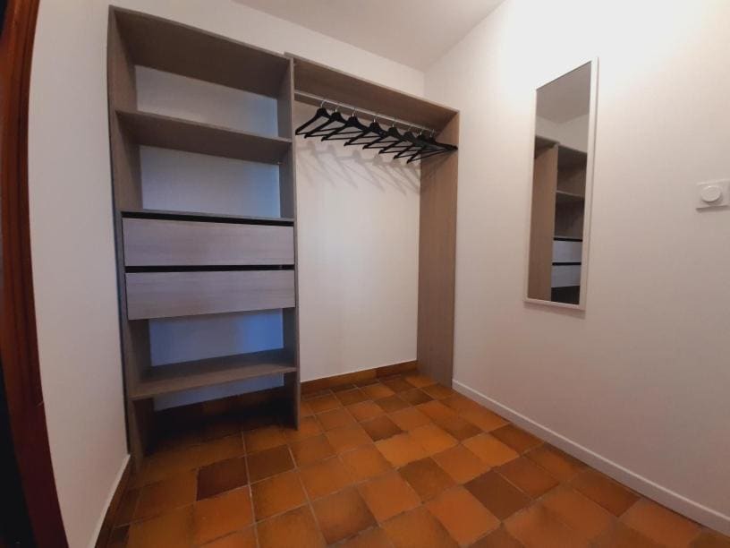 Apartment - Ground Floor room - Image 1